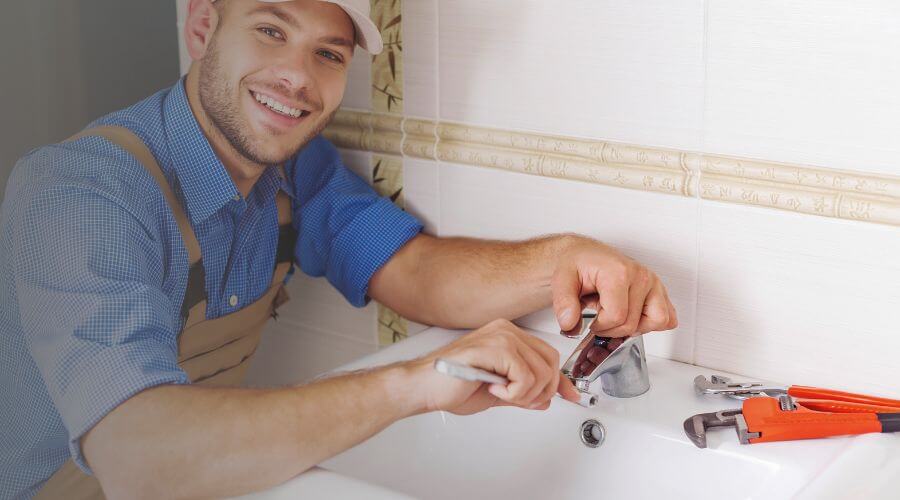 Professional clogged drains services in Tebbetts, MO